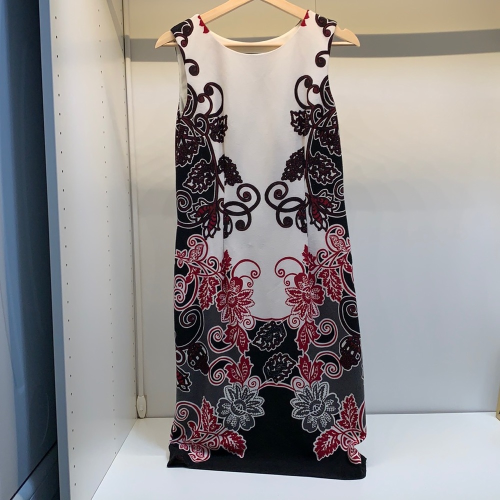 Nine West sleeveless dress lined and washable!